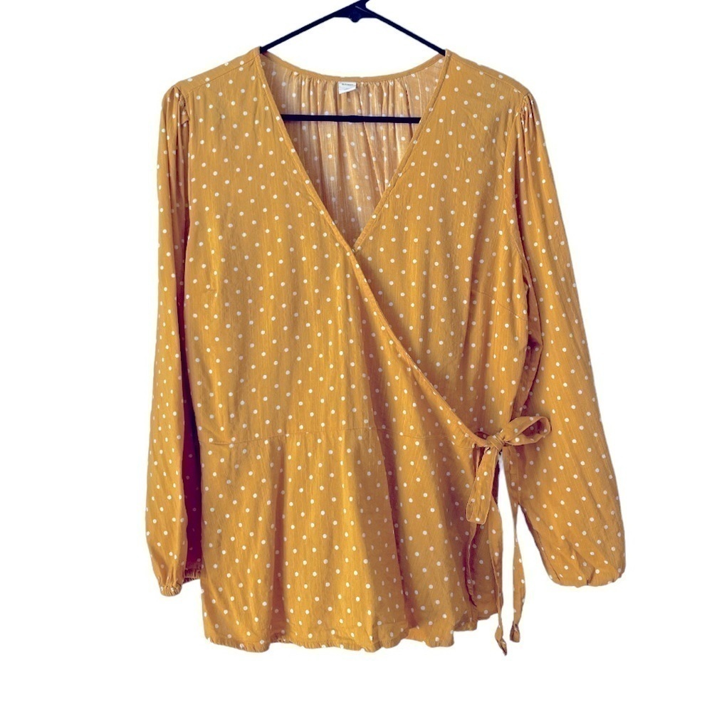 OLD NAVY Yellow Polka Dot Wrap Top Size L